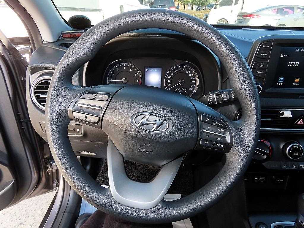 HYUNDAI Kona - Vista 8