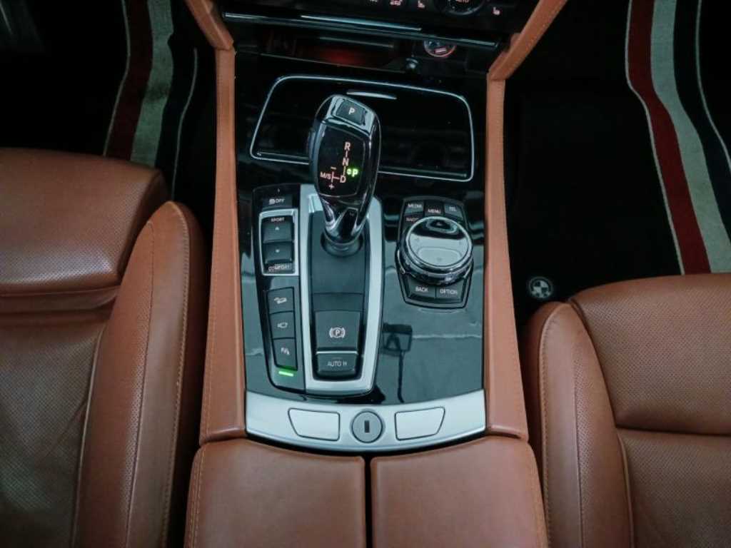 BMW 7 Series 2015 - Importación desde Corea - HF Imports Iquique - Foto 14