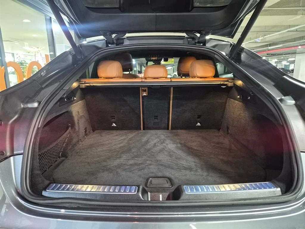 Mercedes Benz GLC Class 2022 Gris - Importación desde Corea - HF Imports Iquique - Foto 18