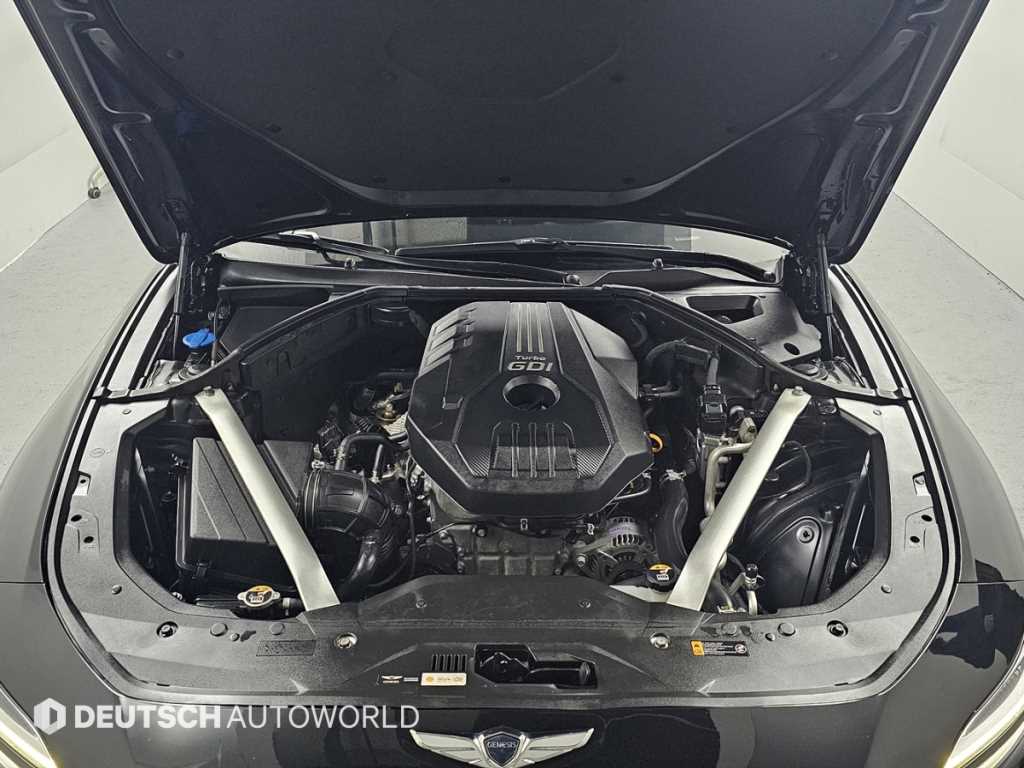 Genesis G70 - Vista 6