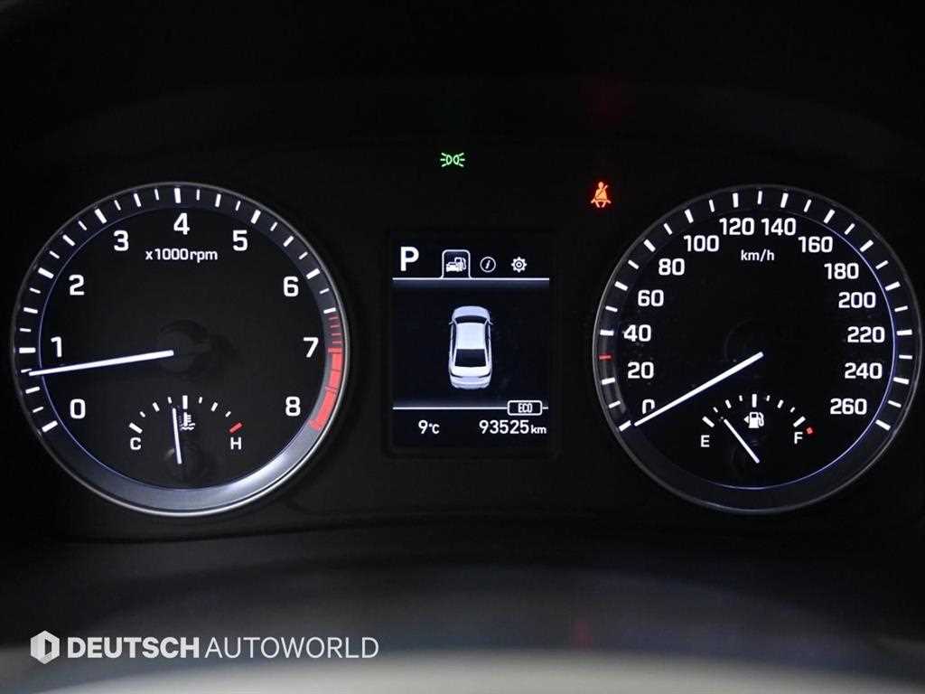 HYUNDAI Sonata - Vista 8