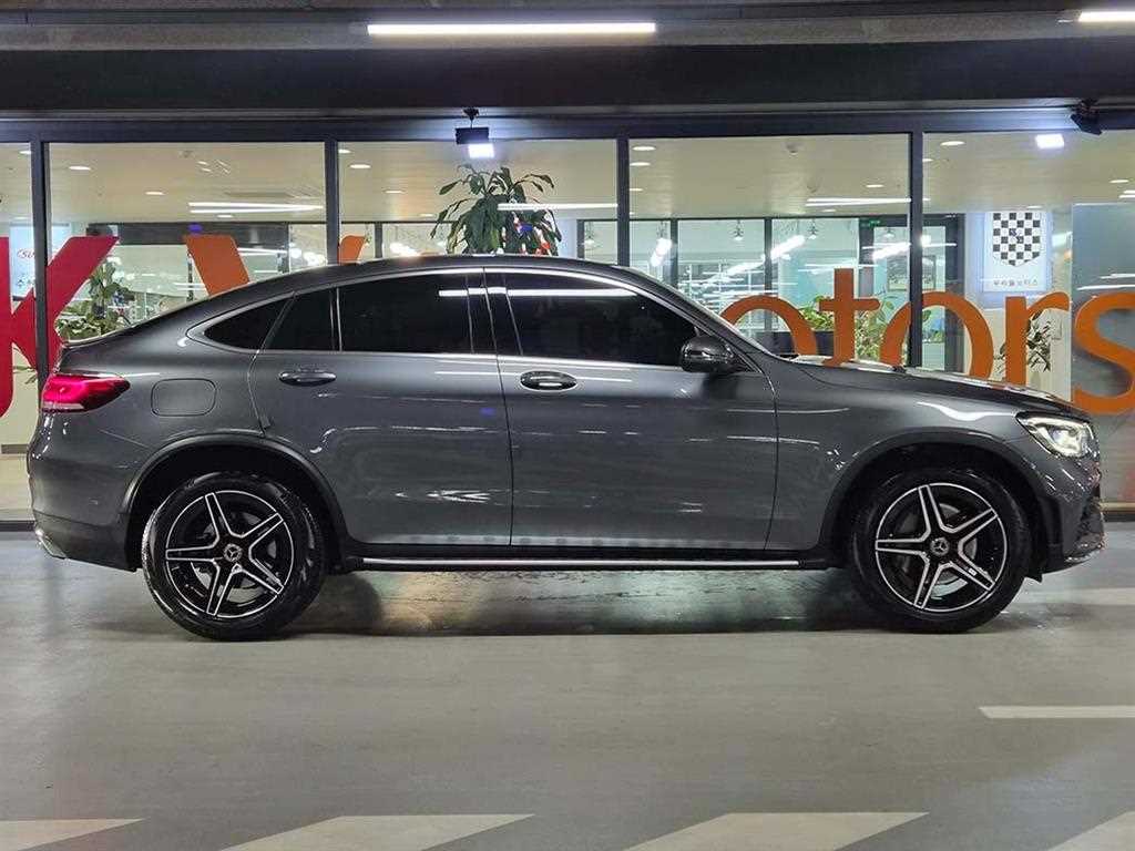 Mercedes Benz GLC Class - Vista 3