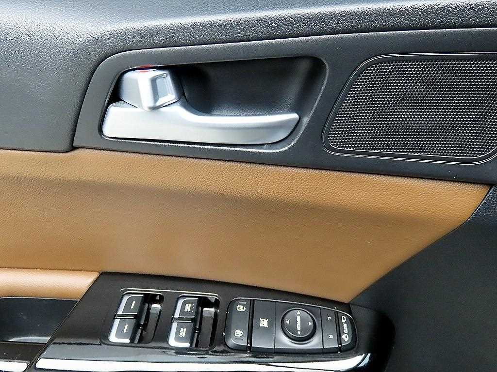 KIA Sportage - Vista 11