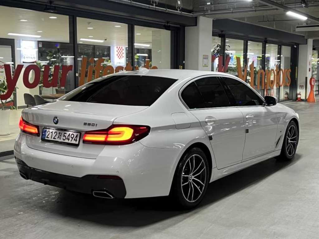 BMW 5 Series - Vista 4