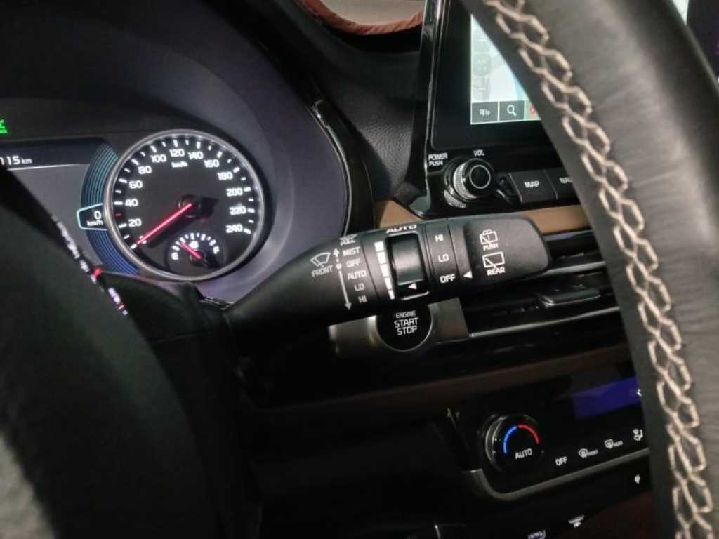 KIA Seltos 2022 Gris - Importación desde Corea - HF Imports Iquique - Foto 17