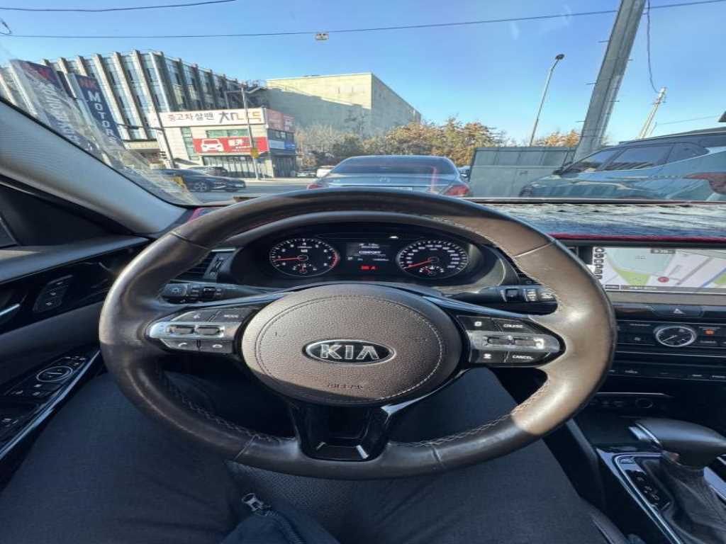 KIA K7 - Vista 4