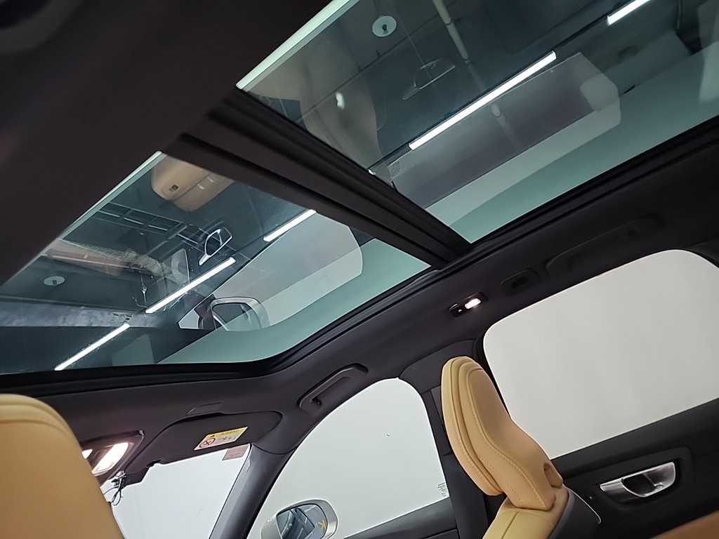 Volvo XC60 2023 Gris - Importación desde Corea - HF Imports Iquique - Foto 14