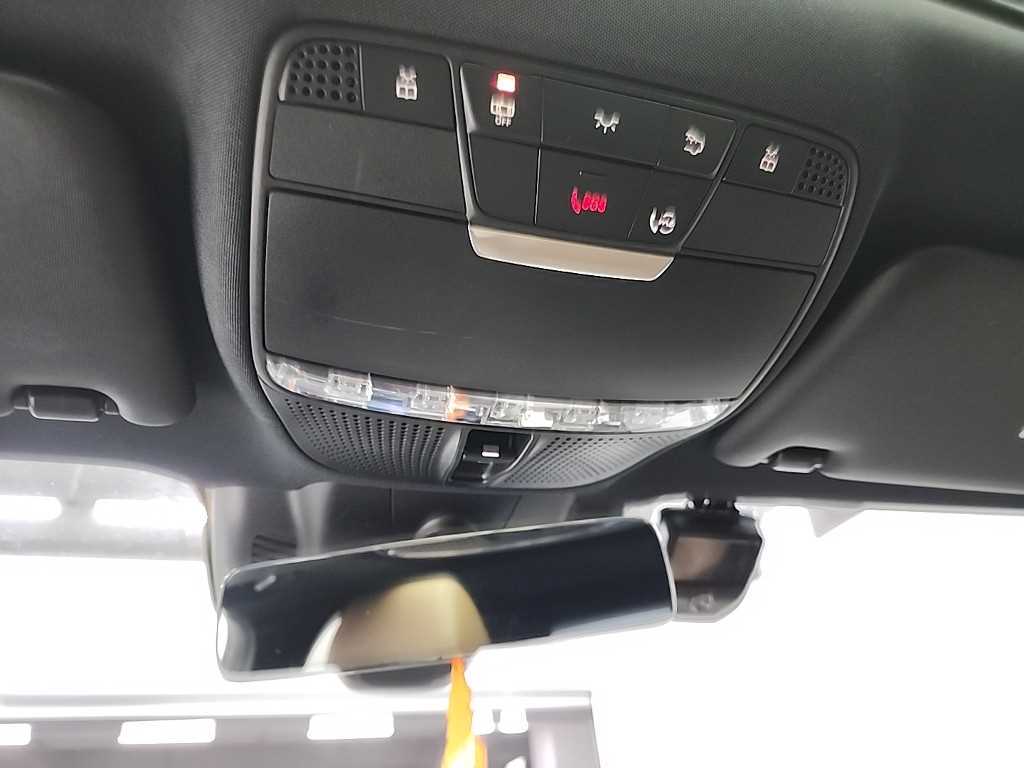 Mercedes Benz E class 2021 Negro - Importación desde Corea - HF Imports Iquique - Foto 18