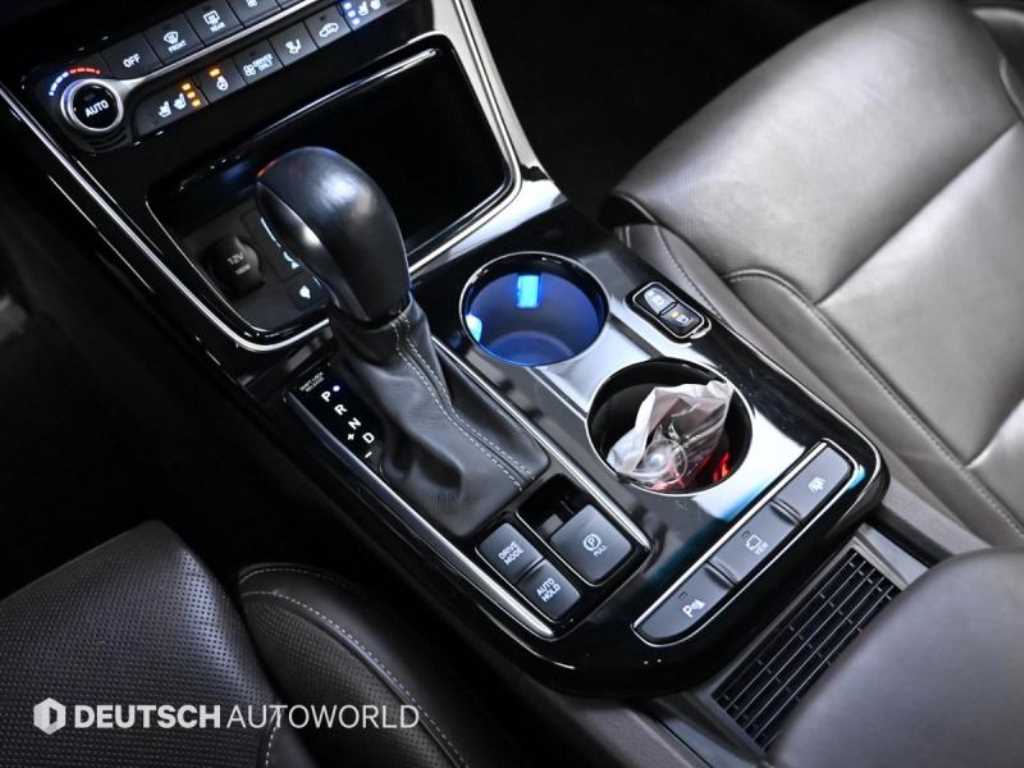 HYUNDAI Grandeur - Vista 9