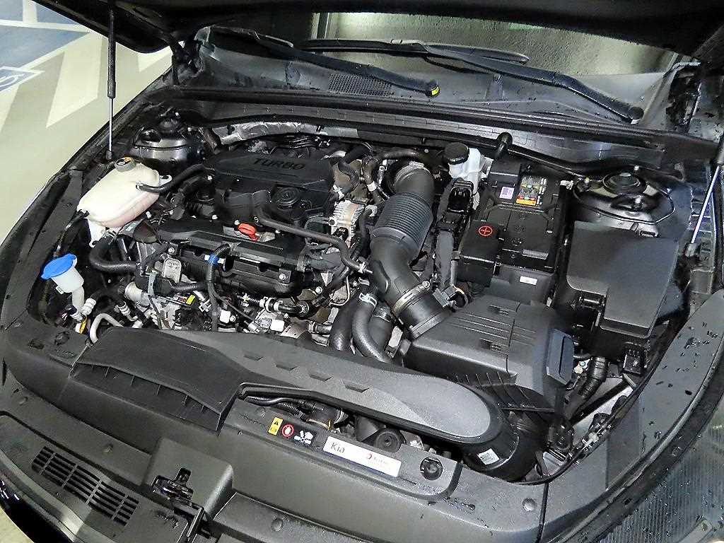 KIA K5 2022 Negro - Importación desde Corea - HF Imports Iquique - Foto 19