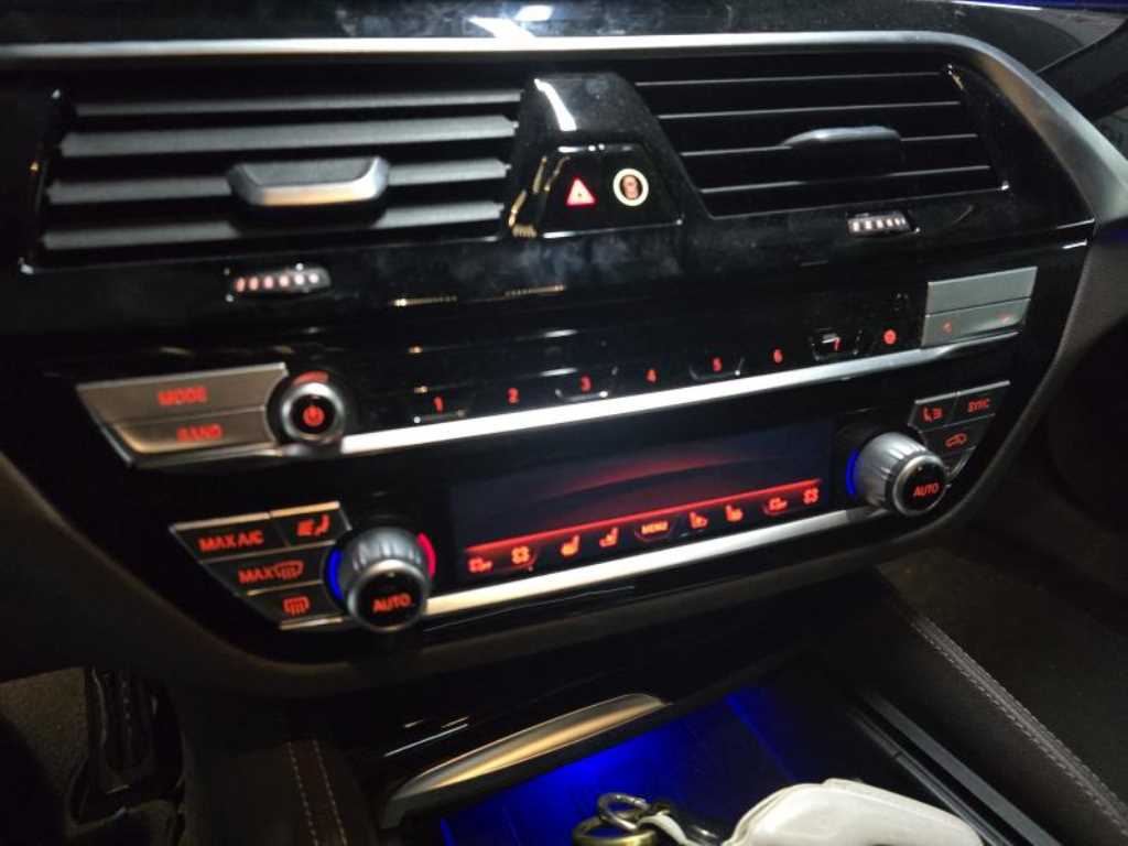 BMW 5 Series - Vista 12