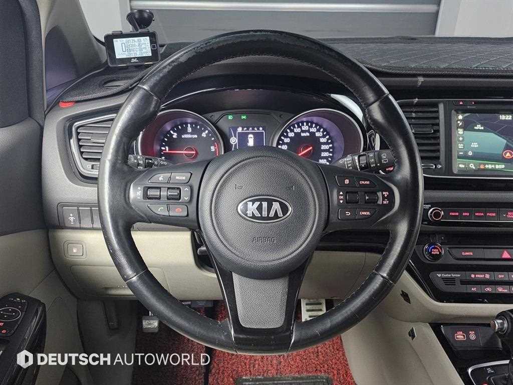 KIA Carnival 2015 Negro - Importación desde Corea - HF Imports Iquique - Foto 13