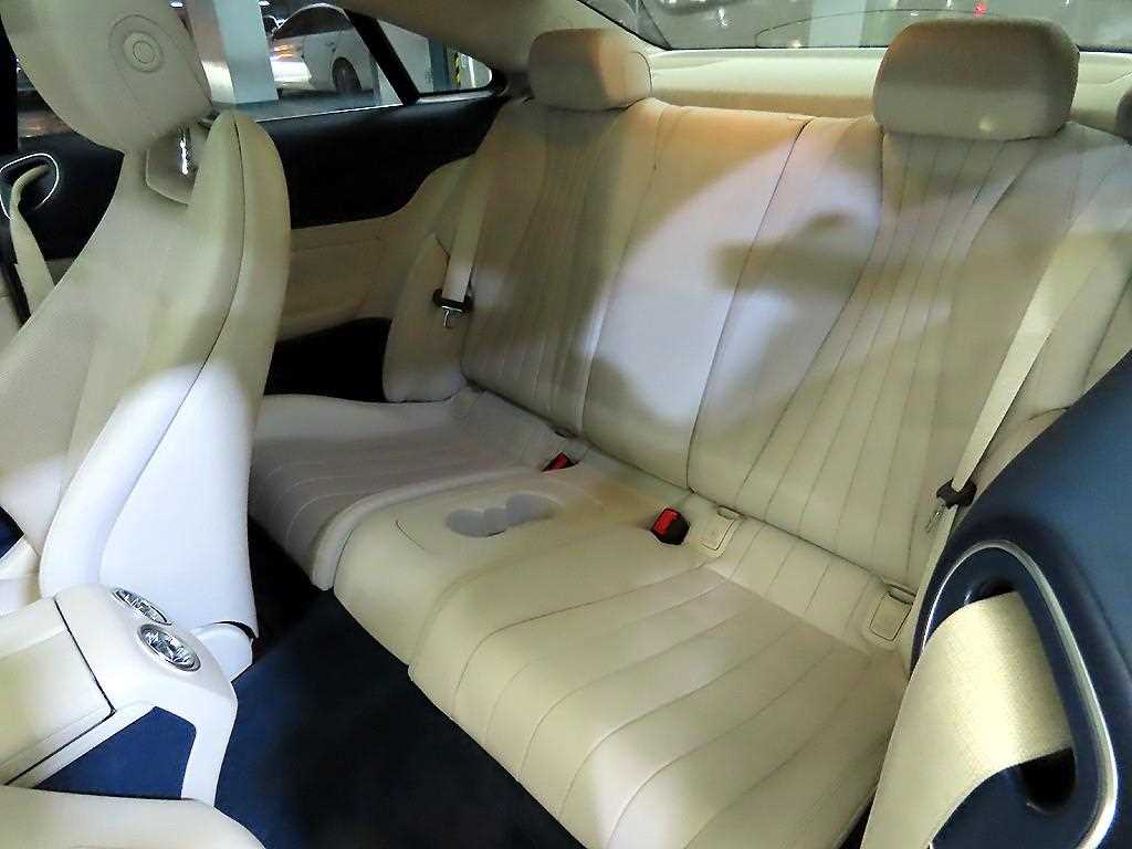 Mercedes Benz E class - Vista 7