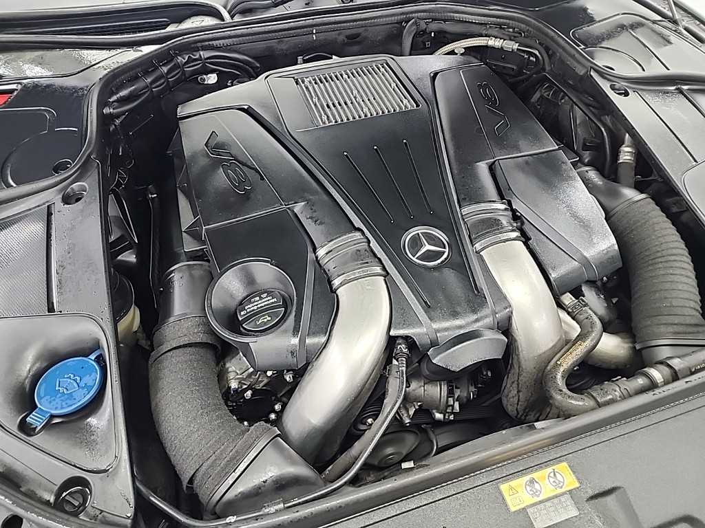 Mercedes Benz S Class - Vista 5