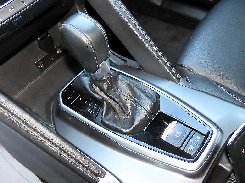 SAMSUNG QM6 - Vista 10