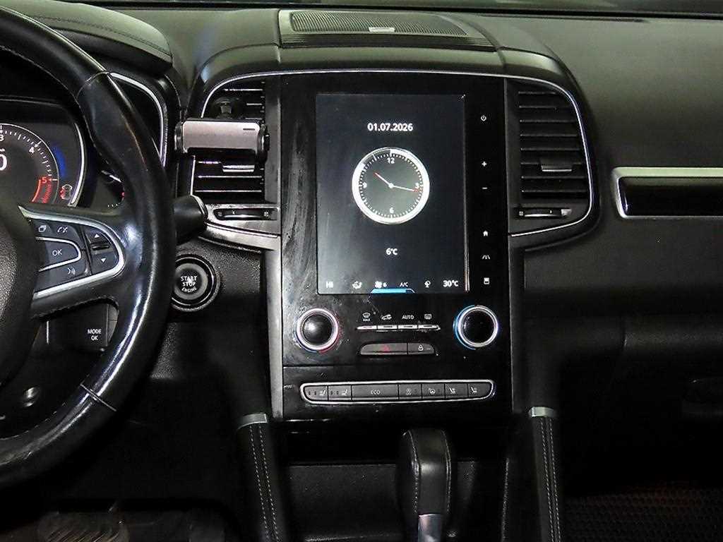 SAMSUNG QM6 - Vista 11