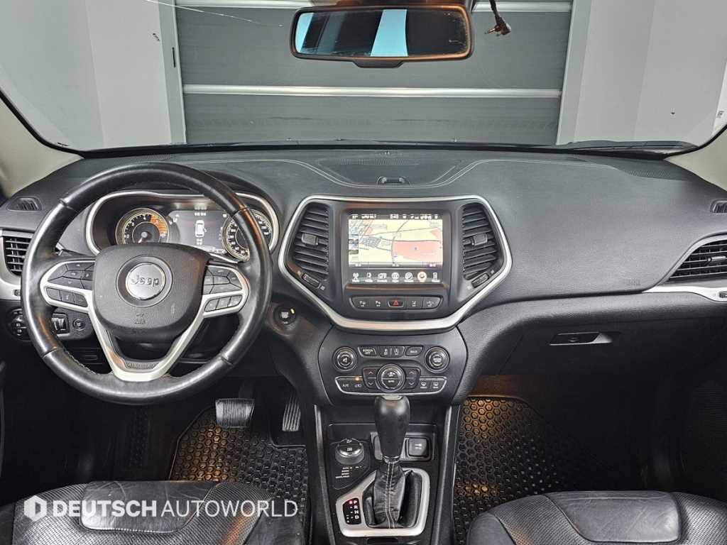 Jeep Cherokee - Vista 7