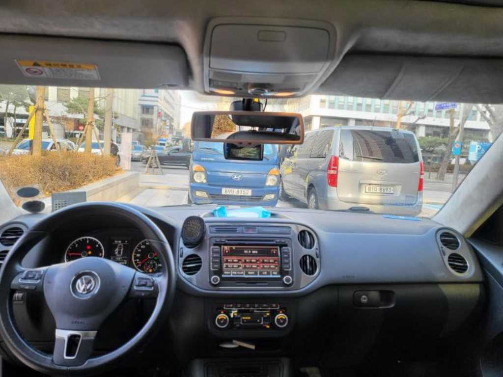 Volkswagen Tiguan - Vista 11