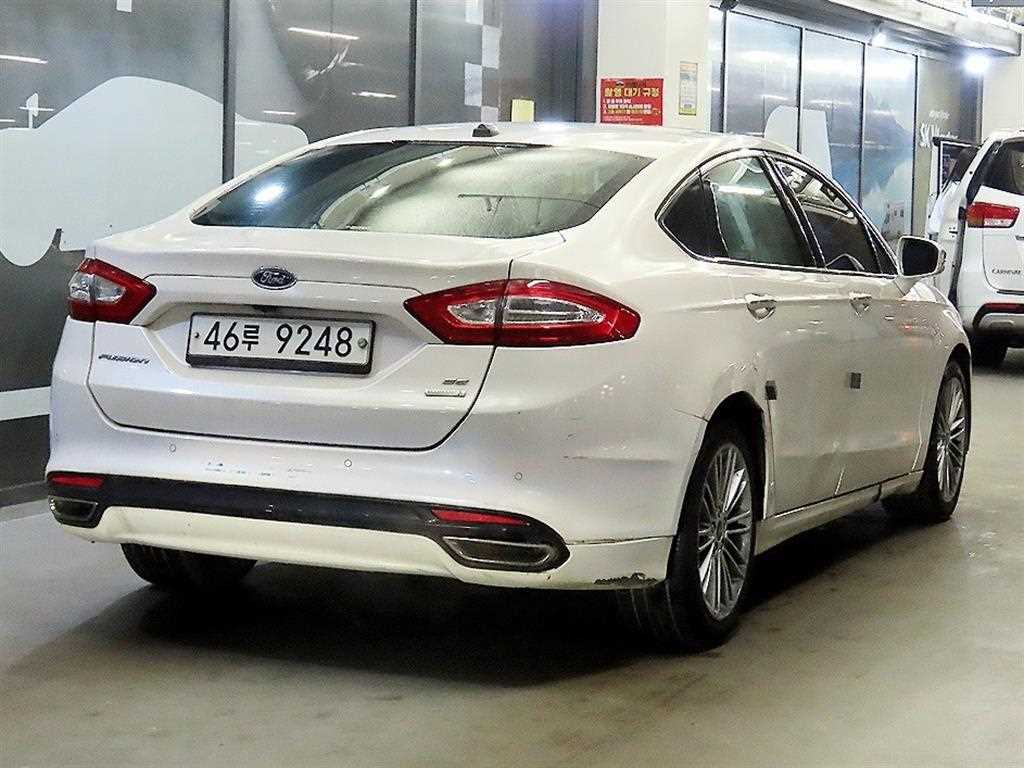 Ford Fusion - Vista 4