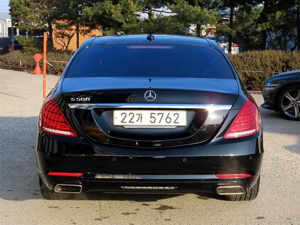 Mercedes Benz S Class - Vista 4