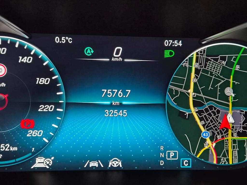 Mercedes Benz GLC Class 2022 Gris - Importación desde Corea - HF Imports Iquique - Foto 13