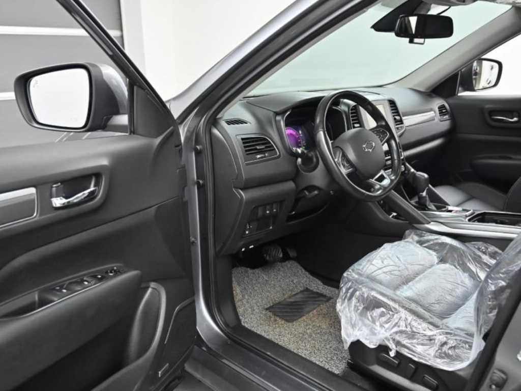 SAMSUNG QM6 - Vista 11