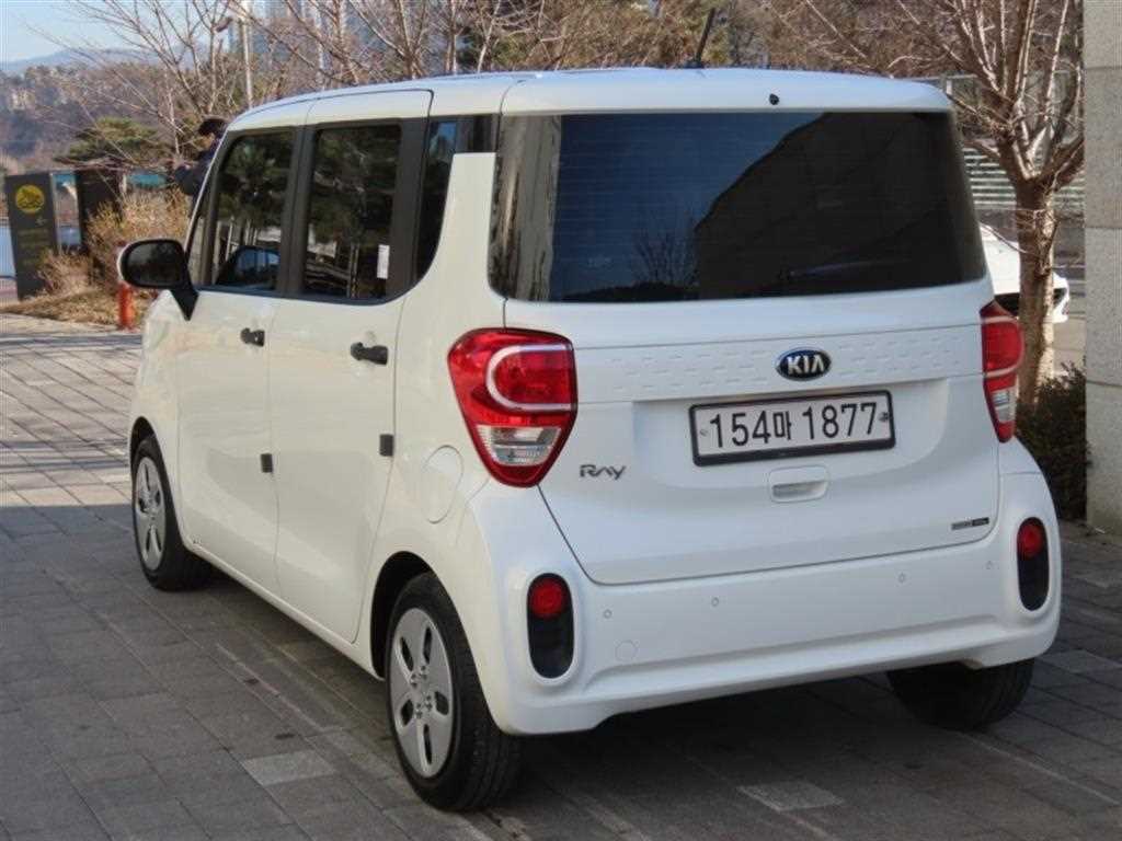 KIA Ray - Vista 4