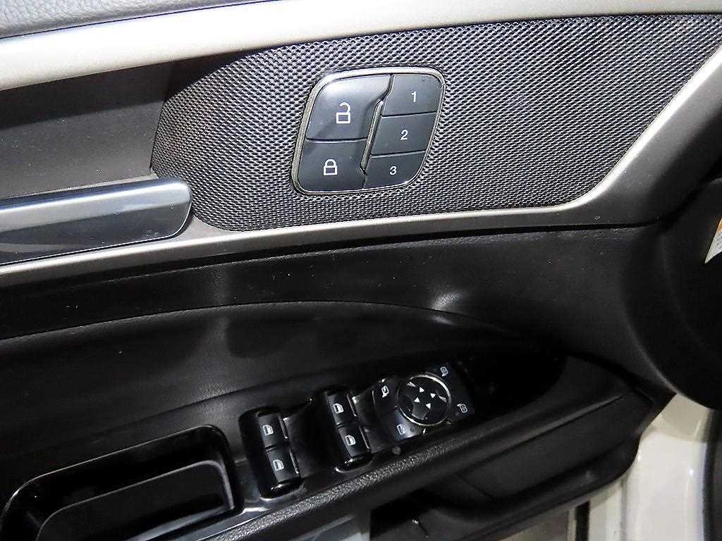 Ford Fusion 2013 Blanco - Importación desde Corea - HF Imports Iquique - Foto 13