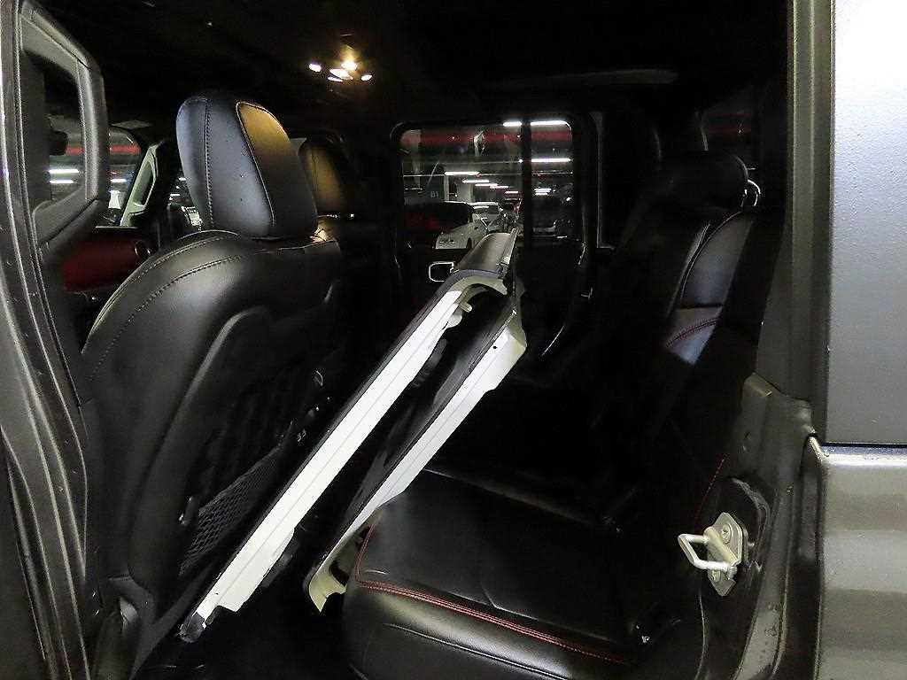 Jeep Gladiator - Vista 7