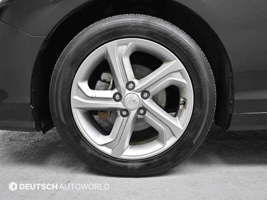 HYUNDAI Sonata - Vista 5