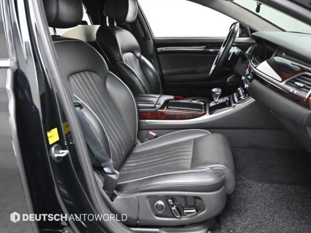 Genesis EQ900 - Vista 10