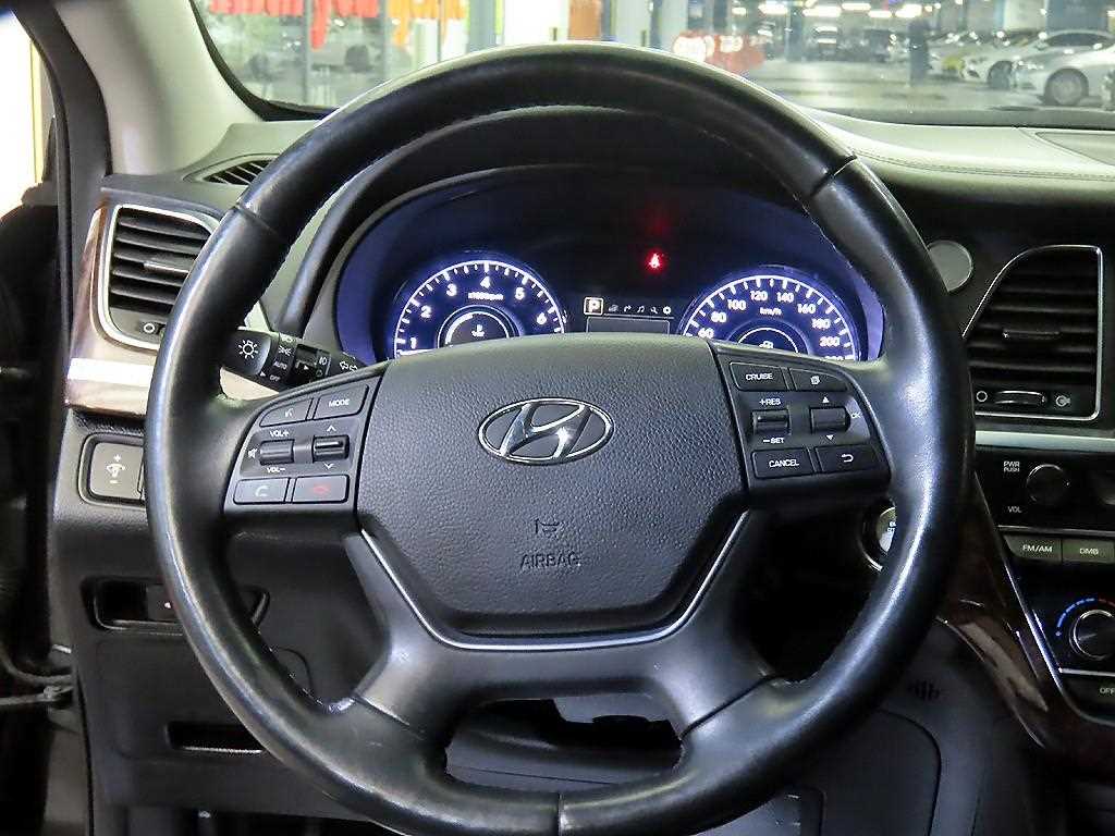 HYUNDAI Aslan - Vista 8