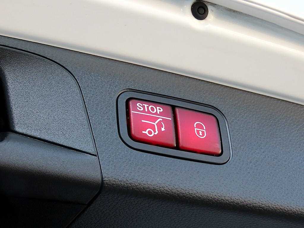 Mercedes Benz GLC Class 2021 Blanco - Importación desde Corea - HF Imports Iquique - Foto 16