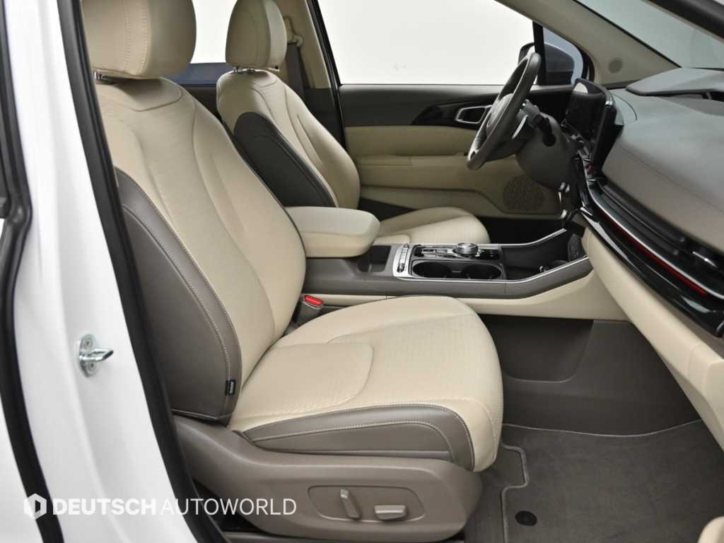 KIA Carnival - Vista 10