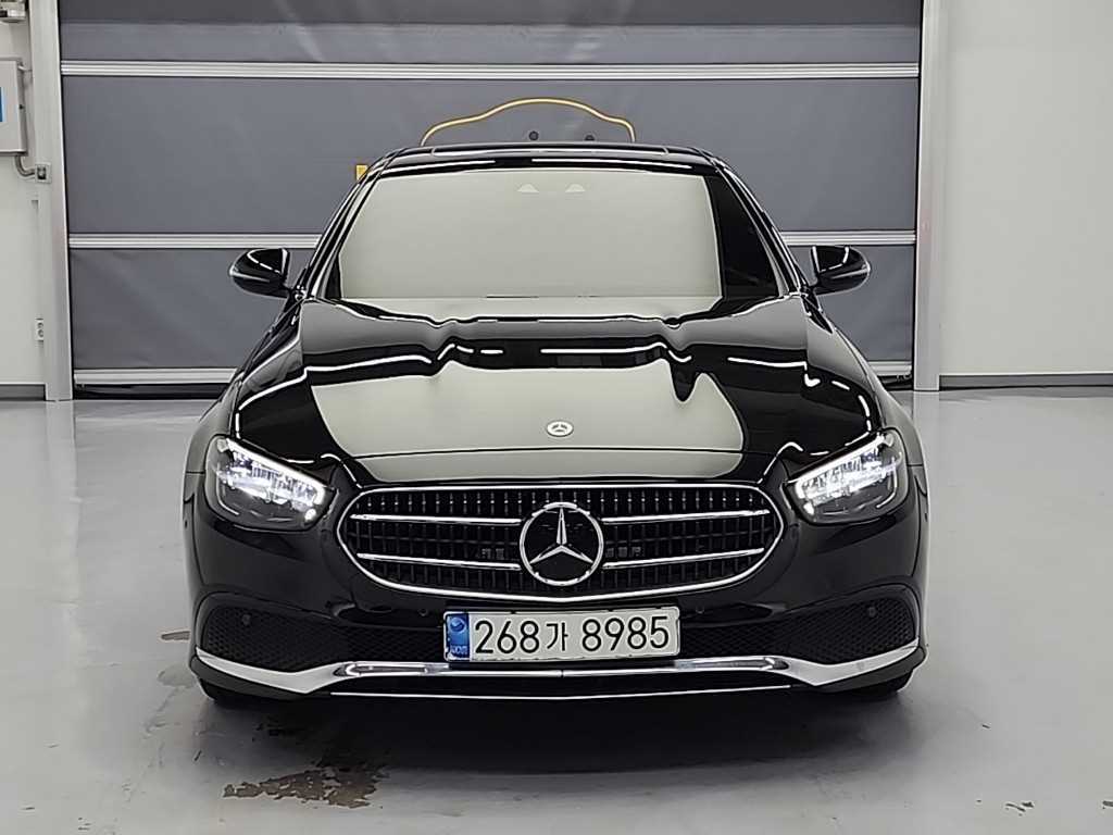 Mercedes Benz E class - Vista 2