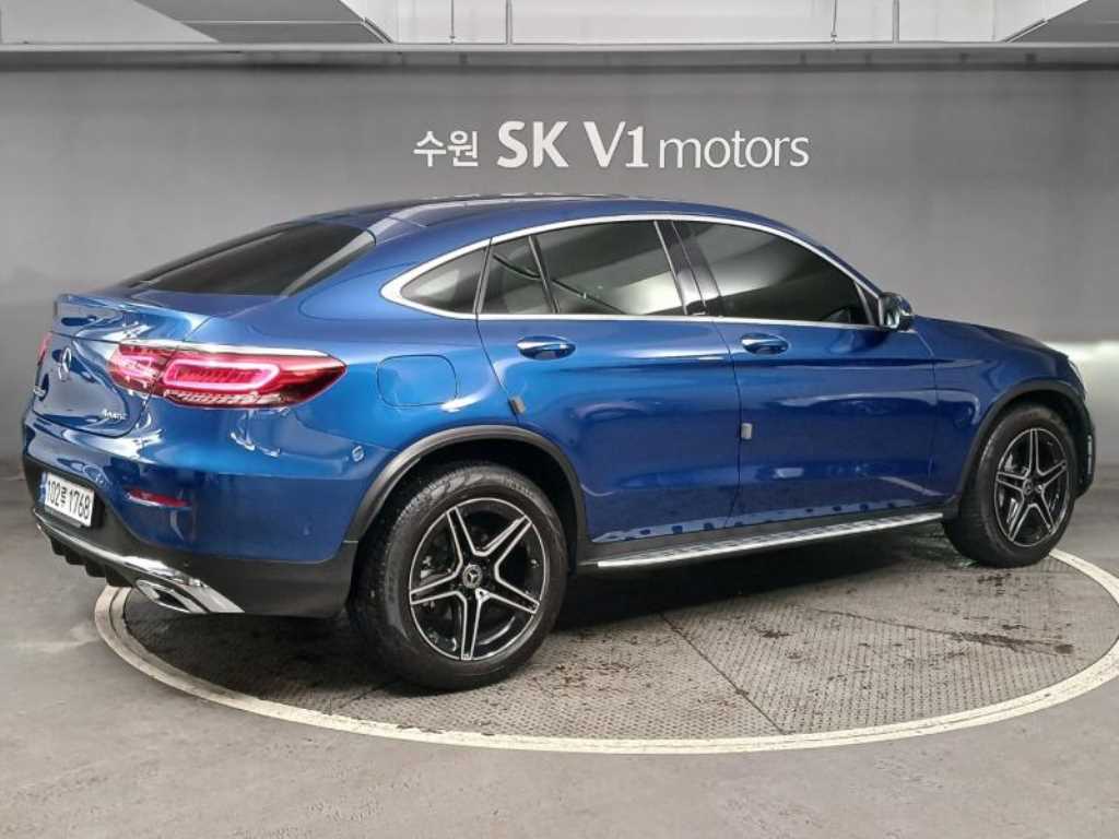 Mercedes Benz GLC Class - Vista 4