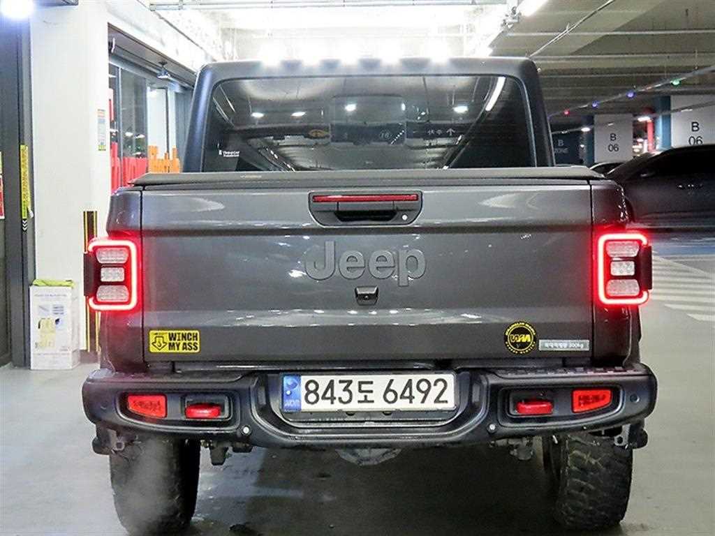 Jeep Gladiator - Vista 5