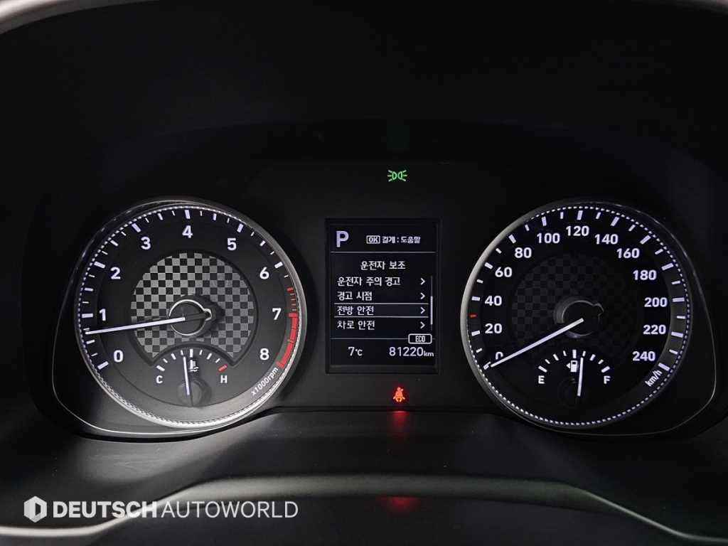 HYUNDAI Avante - Vista 8