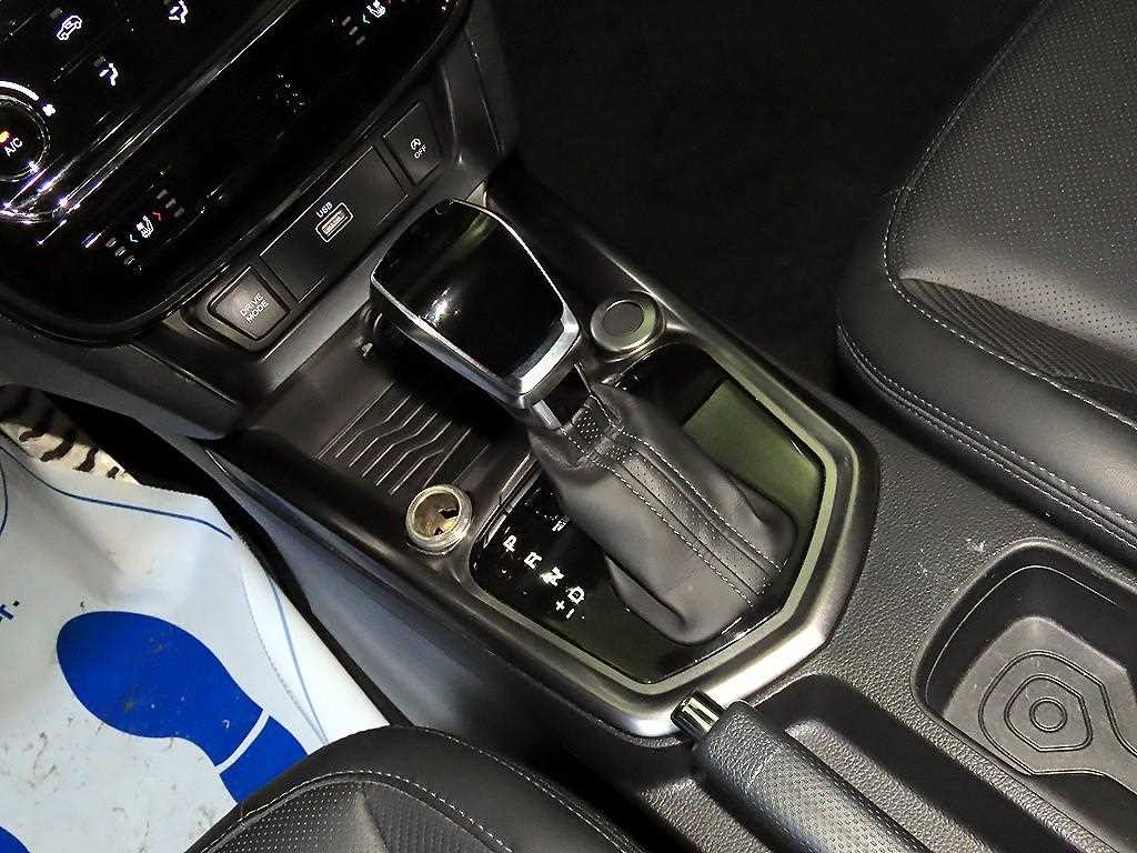 Ssangyong Tivoli - Vista 12