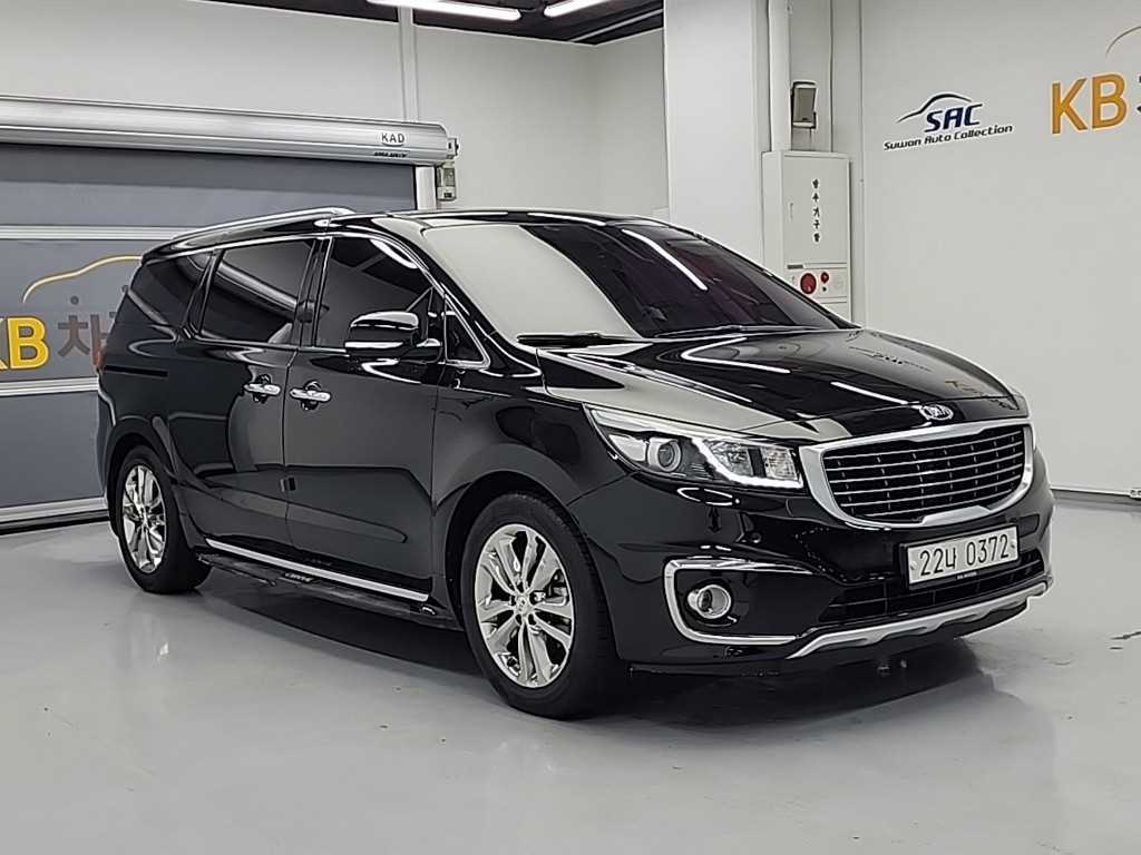 KIA Carnival - Vista 4