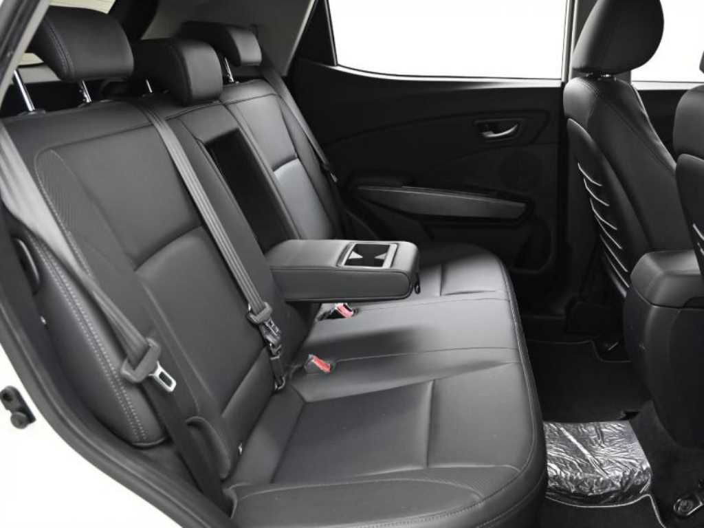 Ssangyong Tivoli - Vista 12