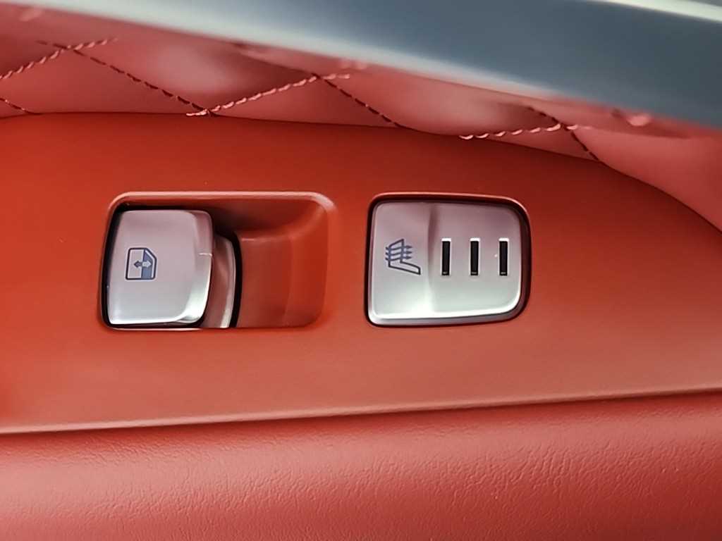 Genesis G70 2022 Negro - Importación desde Corea - HF Imports Iquique - Foto 14