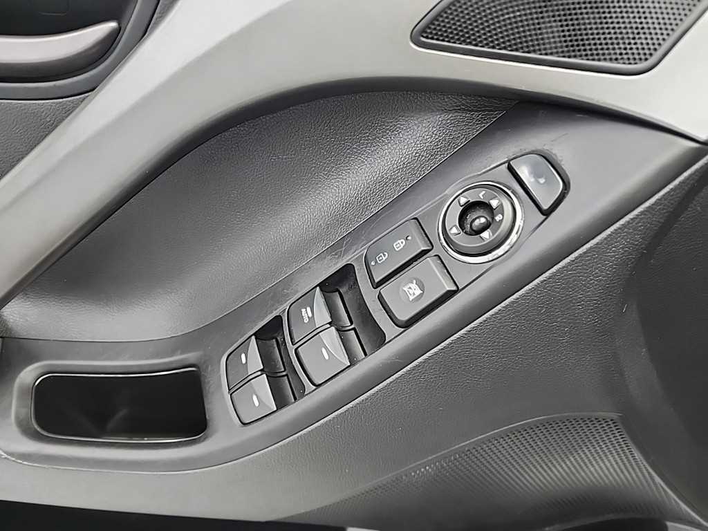 HYUNDAI Avante 2012 Gris - Importación desde Corea - HF Imports Iquique - Foto 13