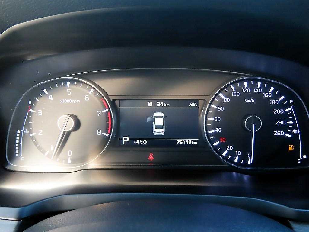 KIA K7 - Vista 9