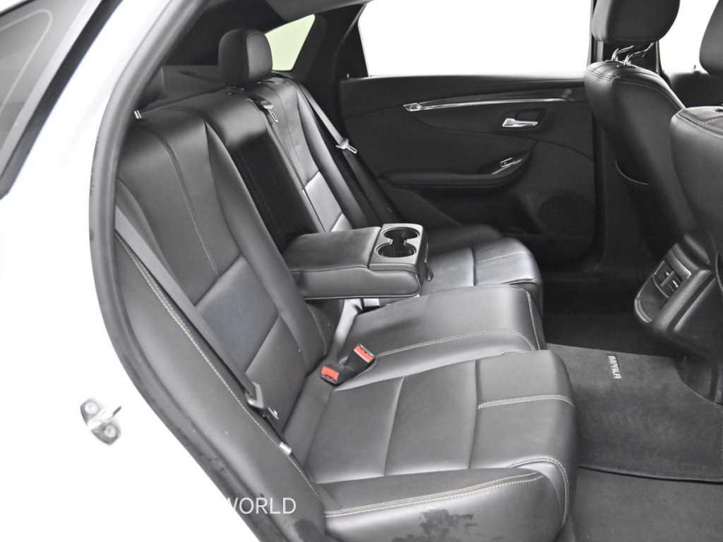 Chevrolet Impala - Vista 12