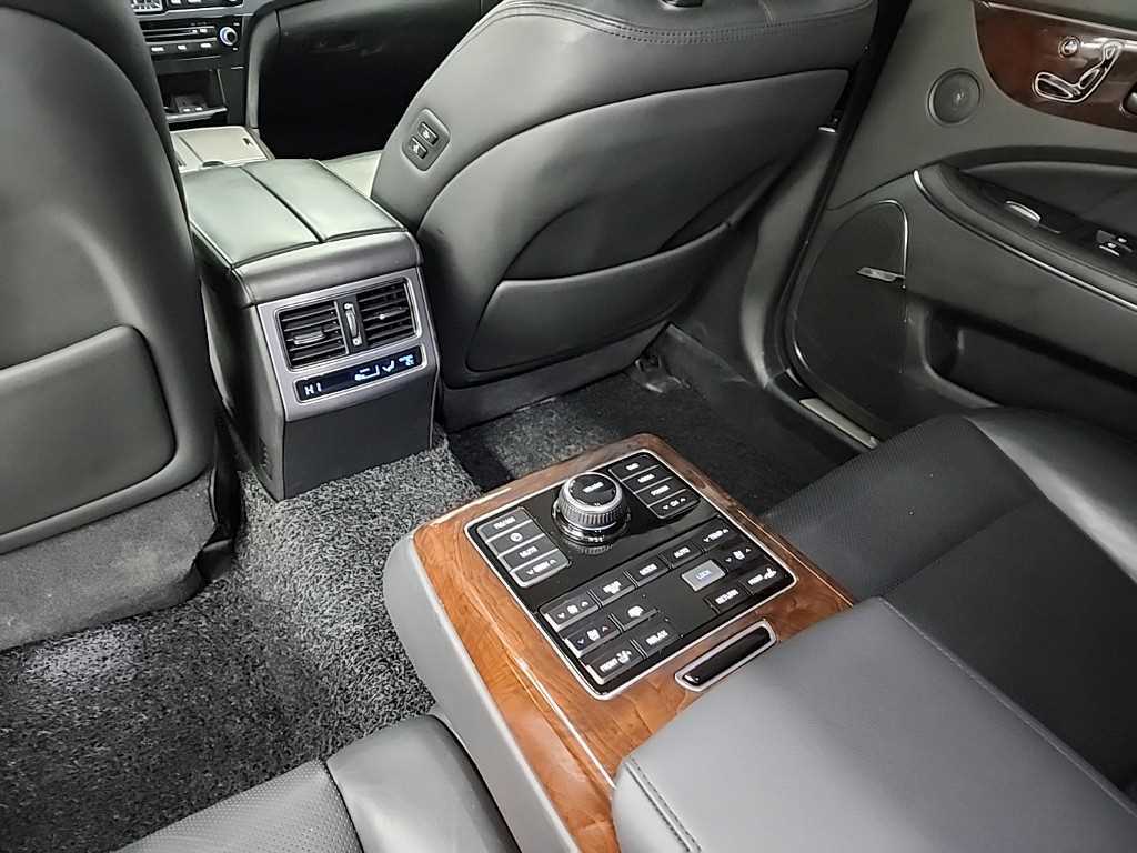 HYUNDAI Equus 2013 Negro - Importación desde Corea - HF Imports Iquique - Foto 13