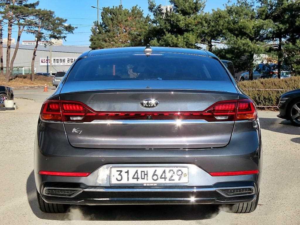 KIA K7 - Vista 4