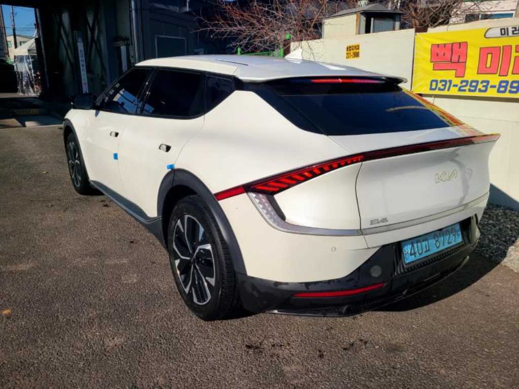 KIA EV6 - Vista 6