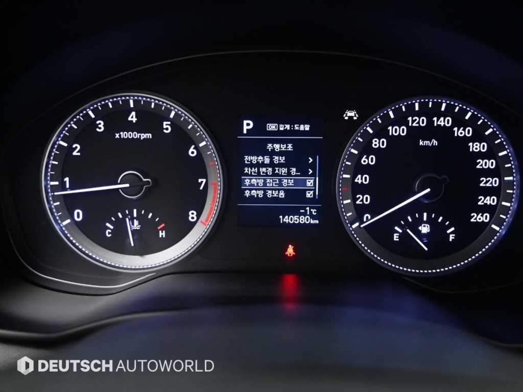 HYUNDAI Grandeur - Vista 9