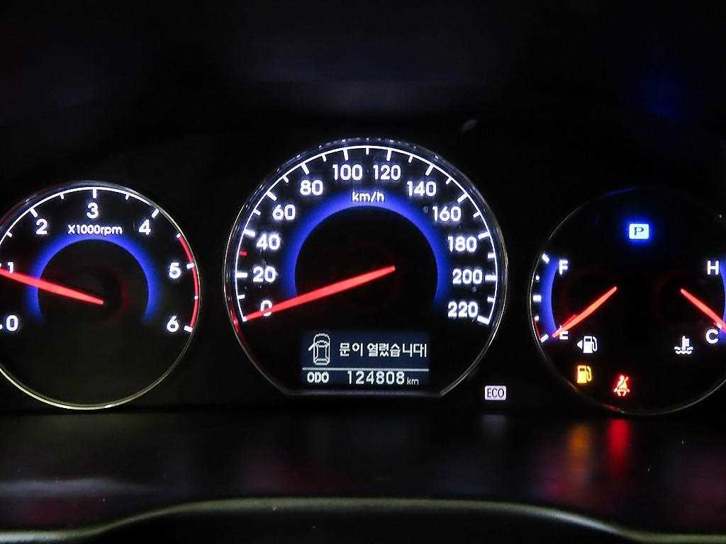 HYUNDAI Santa Fe - Vista 9